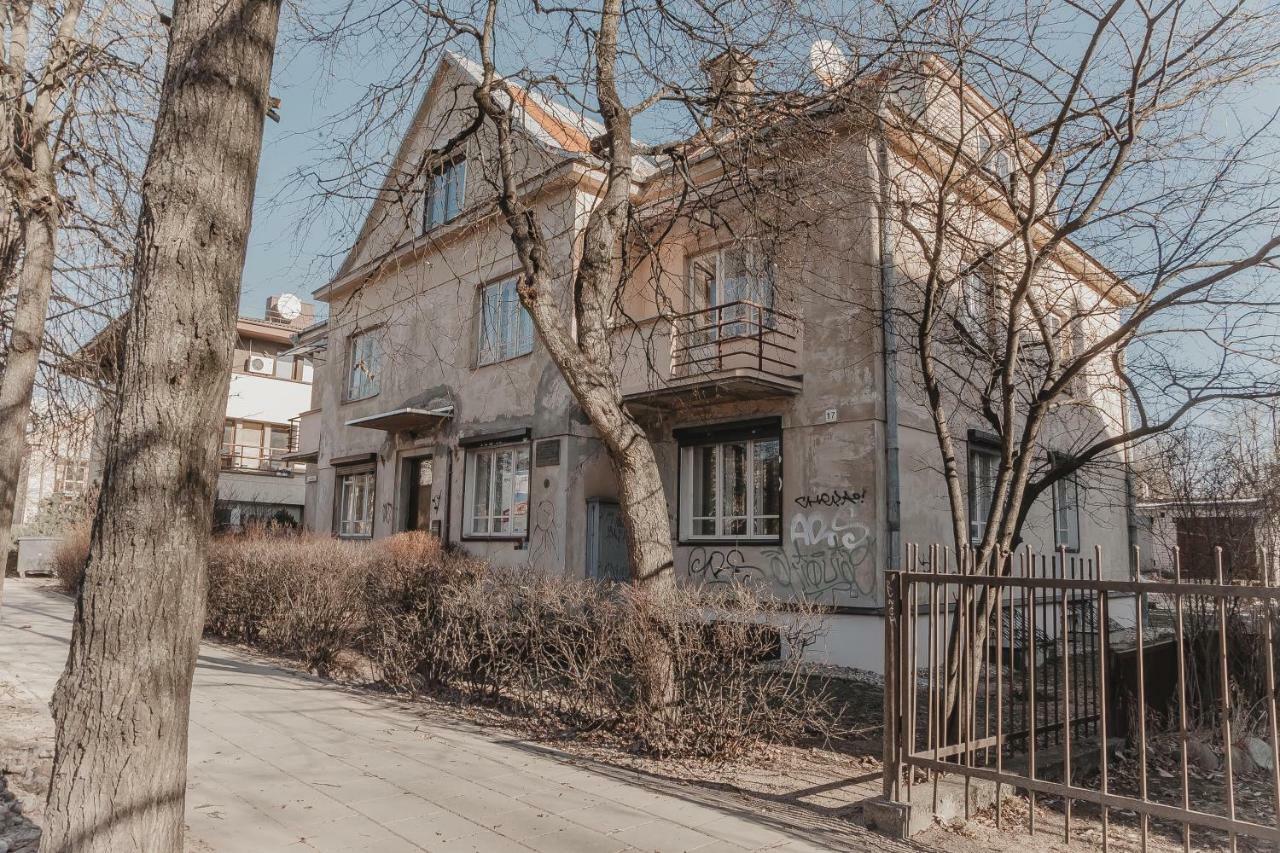 Апартаменты Ugnies Kaukes Apartament Kestucio Gatve 17 Вильнюс Экстерьер фото
